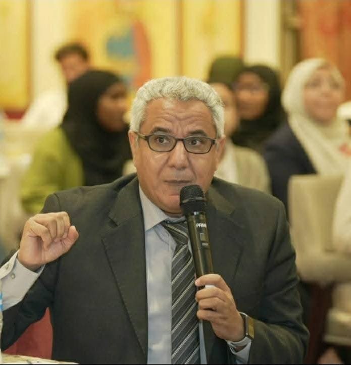 الدّكتور محمود عبد الغفّار